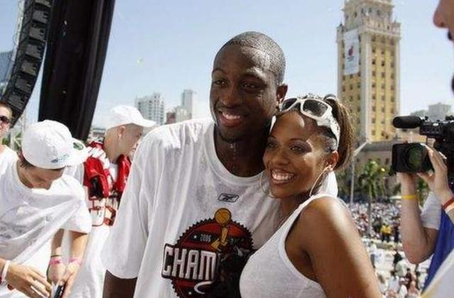 伊尔迪兹：胜利永远属于全队，我很高兴能为戴维送出助攻（伊尔迪兹：胜利归全队，能为戴维送上助攻让我很开心）