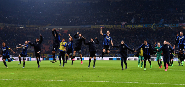 库尼亚：我在巴西队帮助球队组织进攻，但我也可以踢伪9号（库尼亚：在巴西队我承担进攻组织，同样能胜任伪9号）