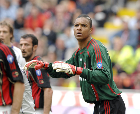 CBA球队战术分析：深圳队进攻策略,（CBA视角下的深圳队进攻战术解析）