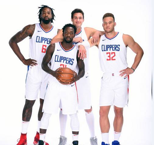 NBA：勇士末节发力 击败灰熊（NBA：勇士末节爆发 战胜灰熊）