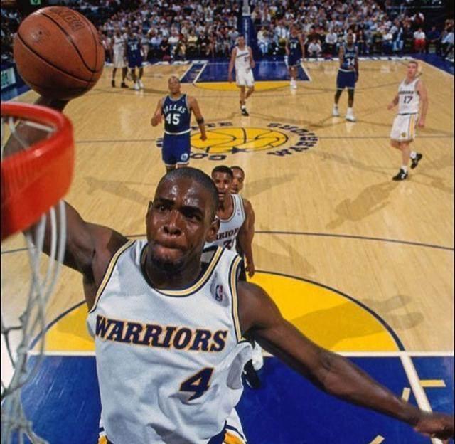 荷媒：范黑克不想与布莱顿续约，热刺和纽卡在关注他的情况（荷媒：范黑克无意与布莱顿续约，热刺与纽卡密切关注其动向）