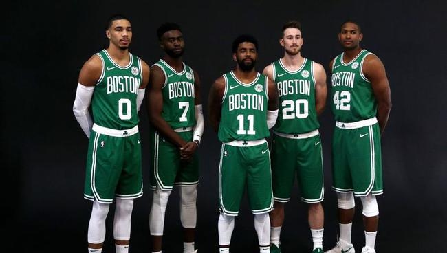 周定洋赛后采访中谈到续约时声音哽咽：我将球队视作我的生命（周定洋赛后谈续约时哽咽：我把球队当作生命）