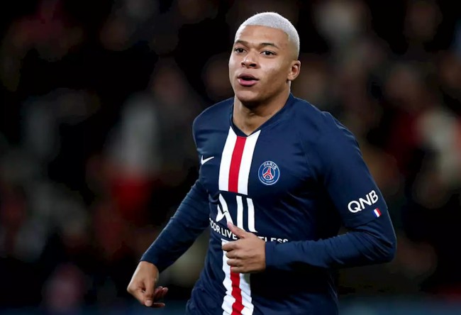 每体：巴萨不着急让奥尔莫复出，不接受手术以免缺阵4个月（每体：巴萨不急让奥尔莫复出，拒做手术以避免4个月缺阵）