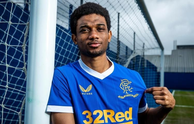 半场三分22中2！科尔：我们有很多优秀射手，命中率总会正常的（半场三分22投仅2中，科尔：我们射手多，命中率会回归正常）