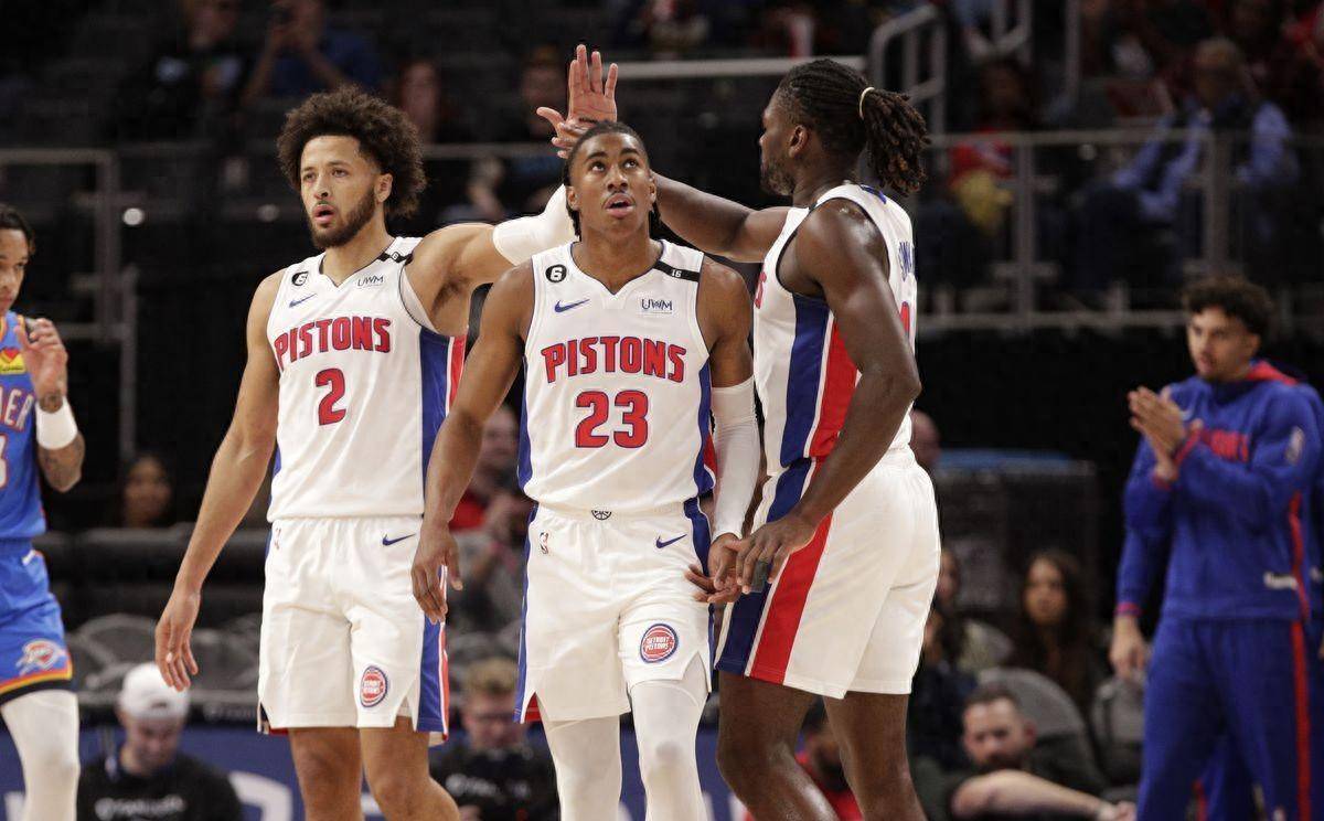 立竿见影，凯恩替补出场30分钟个人戴帽拜仁打进4球（凯恩替补登场仅半小时戴帽，拜仁火力全开轰入四球）